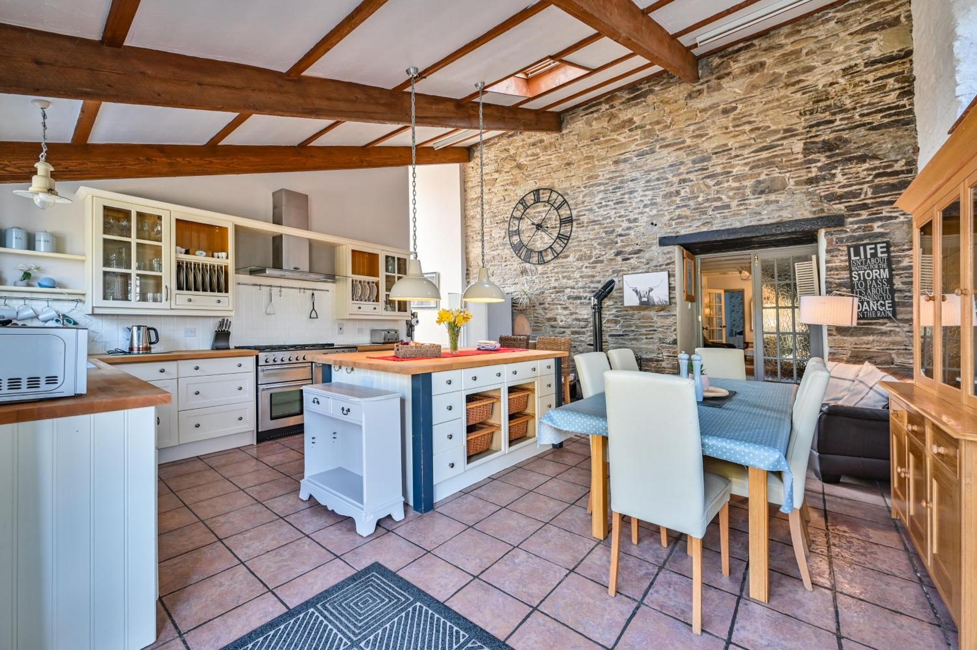 Polean Farm Cottages - With Free Animal Feeding And Pony Rides And Free Access To A Nearby Pool Looe Zewnętrze zdjęcie