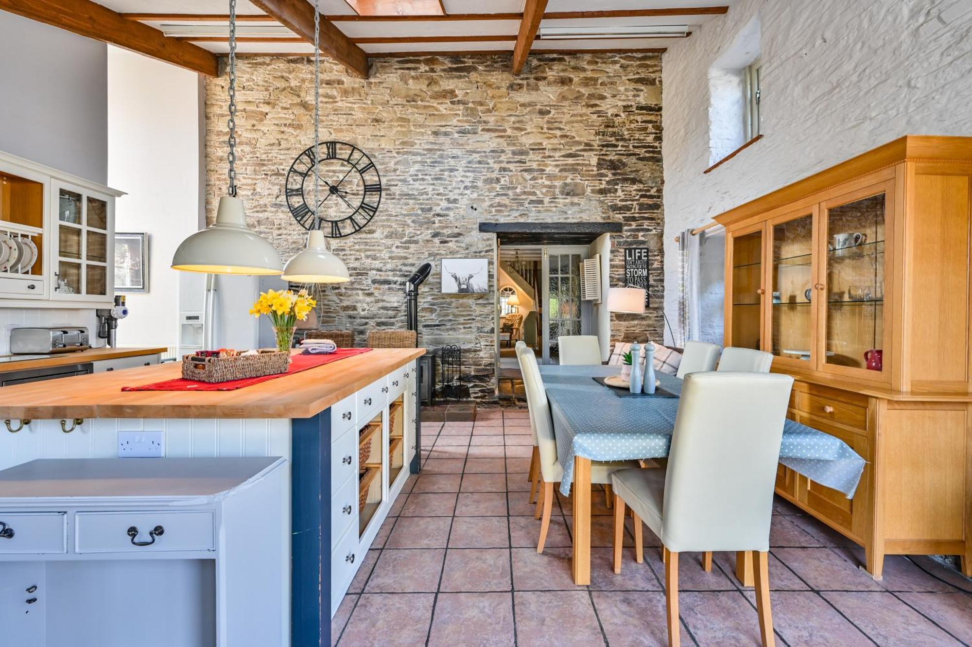 Polean Farm Cottages - With Free Animal Feeding And Pony Rides And Free Access To A Nearby Pool Looe Zewnętrze zdjęcie
