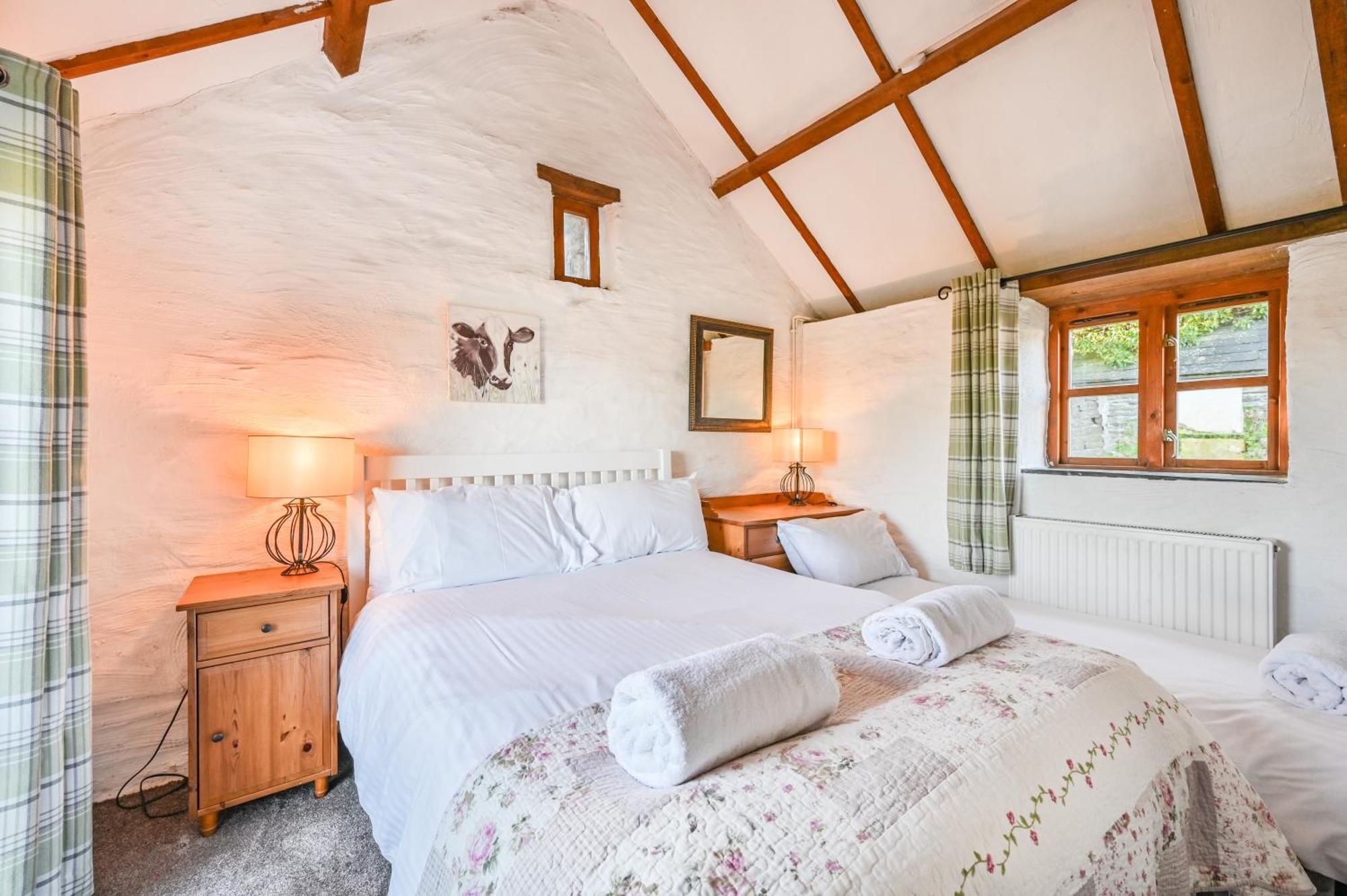 Polean Farm Cottages - With Free Animal Feeding And Pony Rides And Free Access To A Nearby Pool Looe Pokój zdjęcie