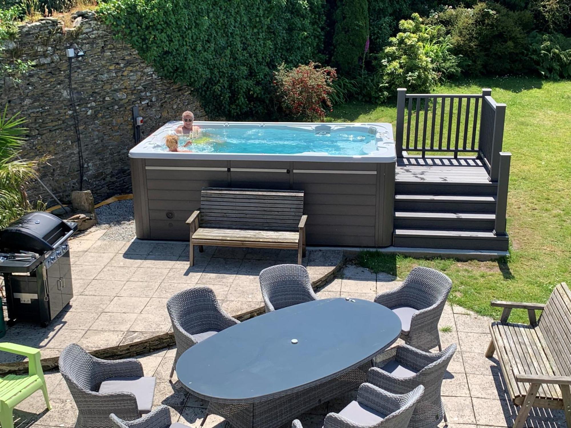 Polean Farm Cottages - With Free Animal Feeding And Pony Rides And Free Access To A Nearby Pool Looe Zewnętrze zdjęcie